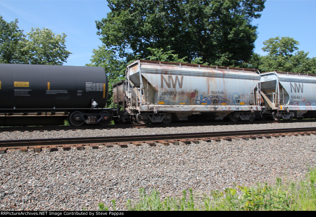 NW 180687